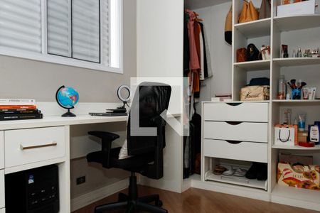 Apartamento à venda com 64m², 2 quartos e 1 vaga Apartamento à venda com 64m², 2 quartos e 1 vagaQuarto