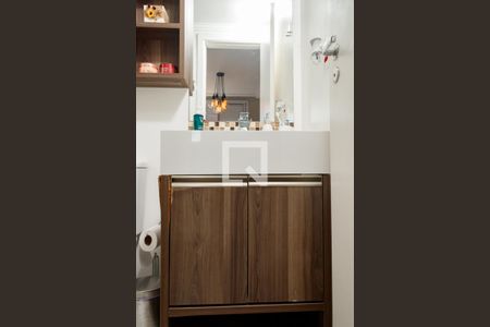 Apartamento à venda com 64m², 2 quartos e 1 vaga Apartamento à venda com 64m², 2 quartos e 1 vagaBanheiro da Suíte