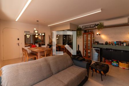 Sala de apartamento à venda com 3 quartos, 125m² em Indianópolis, São Paulo