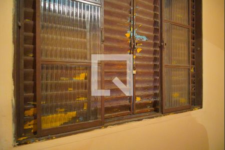 Casa à venda com 95m², 2 quartos e 3 vagasQuarto 1 - Janela