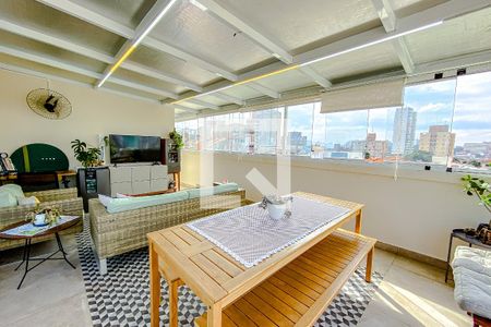 Apartamento à venda com 153m², 2 quartos e 2 vagasVaranda