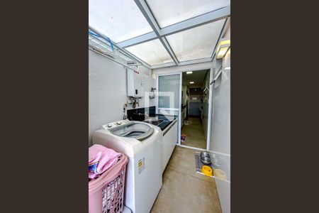 Apartamento à venda com 153m², 2 quartos e 2 vagasÁrea de Serviço