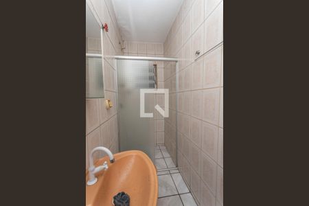Banheiro de casa para alugar com 1 quarto, 60m² em Vila Nogueira, Diadema