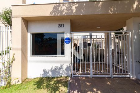 Apartamento para alugar com 36m², 2 quartos e sem vaga Apartamento para alugar com 36m², 2 quartos e sem vagaFachada