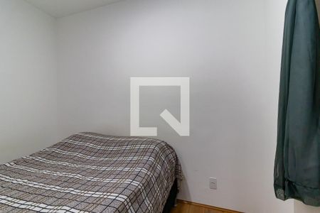 Quarto 1 de apartamento para alugar com 2 quartos, 36m² em Itaquera, São Paulo