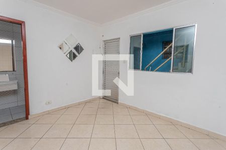 Casa para alugar com 60m², 2 quartos e 1 vagaSala