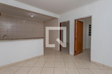 Casa para alugar com 60m², 2 quartos e 1 vagaSala