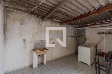 Casa à venda com 100m², 2 quartos e 2 vagas Casa à venda com 100m², 2 quartos e 2 vagasÁrea de Serviço