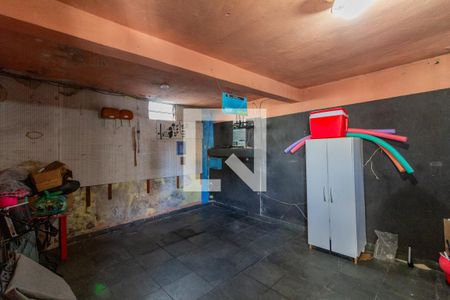 Casa à venda com 100m², 2 quartos e 2 vagas Casa à venda com 100m², 2 quartos e 2 vagasÁrea comum