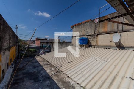 Casa à venda com 100m², 2 quartos e 2 vagas Casa à venda com 100m², 2 quartos e 2 vagasVista Área de Serviço