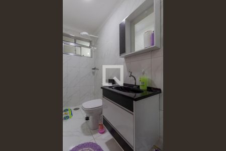 Casa à venda com 100m², 2 quartos e 2 vagas Casa à venda com 100m², 2 quartos e 2 vagasBanheiro