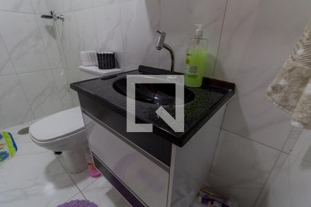 Casa à venda com 100m², 2 quartos e 2 vagas Casa à venda com 100m², 2 quartos e 2 vagasBanheiro