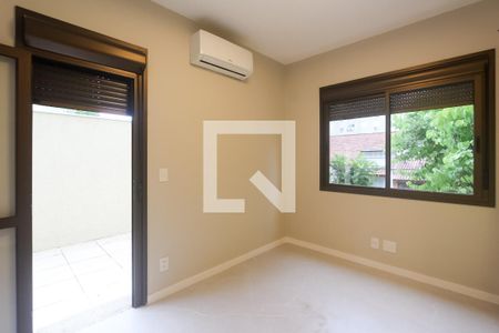 Quarto 1 de apartamento para alugar com 2 quartos, 75m² em Boa Vista, Porto Alegre