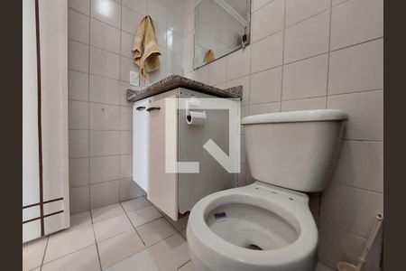 Banheiro de apartamento à venda com 2 quartos, 50m² em Jardim Alzira, São Paulo