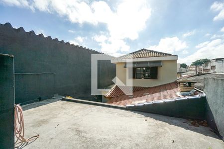 Casa à venda com 400m², 3 quartos e 2 vagas Casa à venda com 400m², 3 quartos e 2 vagasTerraço