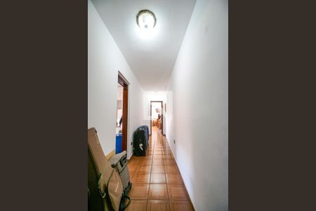 Casa à venda com 400m², 3 quartos e 2 vagas Casa à venda com 400m², 3 quartos e 2 vagasCorredor dos quartos