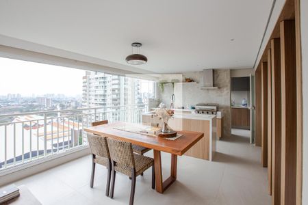 Apartamento à venda com 136m², 3 quartos e 3 vagasVARANDA GOURMET