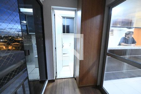 Apartamento para alugar com 69m², 2 quartos e 1 vaga Apartamento para alugar com 69m², 2 quartos e 1 vagaVaranda