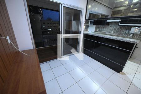 Apartamento para alugar com 69m², 2 quartos e 1 vaga Apartamento para alugar com 69m², 2 quartos e 1 vagaSala