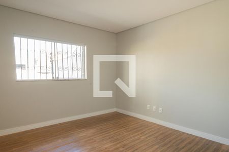 Casa à venda com 170m², 2 quartos e 3 vagas Casa à venda com 170m², 2 quartos e 3 vagasQuarto 2
