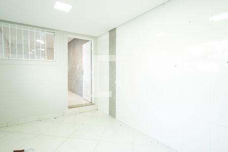Casa à venda com 170m², 2 quartos e 3 vagas Casa à venda com 170m², 2 quartos e 3 vagasÁrea de Serviço