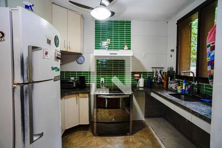 Casa à venda com 188m², 4 quartos e 1 vagaCozinha