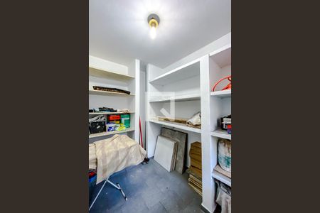 Casa à venda com 178m², 3 quartos e 2 vagasDespensa