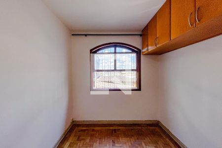 Casa à venda com 178m², 3 quartos e 2 vagasQuarto 2