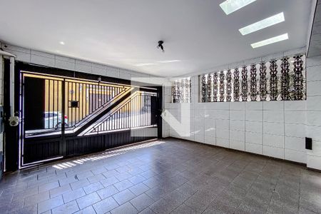 Casa à venda com 178m², 3 quartos e 2 vagasGaragem