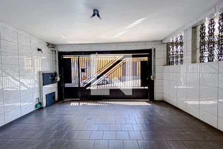 Casa à venda com 178m², 3 quartos e 2 vagasGaragem