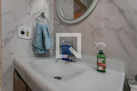 Casa de condomínio para alugar com 47m², 2 quartos e 2 vagasBanheiro