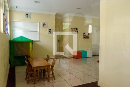 Apartamento à venda com 70m², 2 quartos e 1 vagaÁrea comum