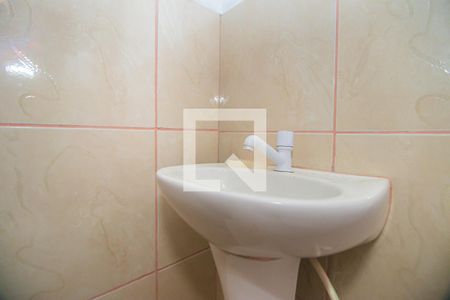 Casa à venda com 50m², 2 quartos e 1 vagaBanheiro da Suíte 2