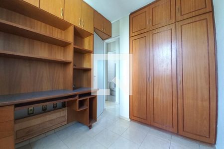 Quarto 2  de apartamento para alugar com 3 quartos, 65m² em Vila Manoel Ferreira, Campinas