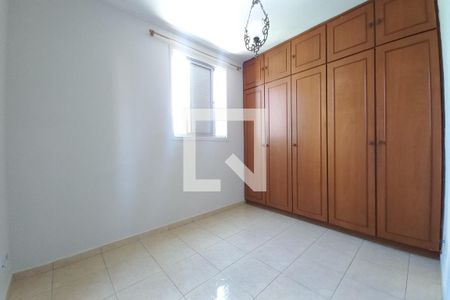 Quarto 1 de apartamento para alugar com 3 quartos, 65m² em Vila Manoel Ferreira, Campinas