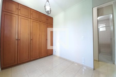 Quarto 1  de apartamento para alugar com 3 quartos, 65m² em Vila Manoel Ferreira, Campinas