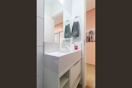 Lavabo de casa à venda com 3 quartos, 175m² em Vila Cruzeiro, São Paulo