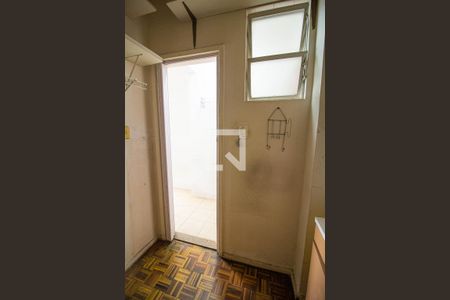 Apartamento à venda com 105m², 3 quartos e 2 vagasQuarto de Serviço