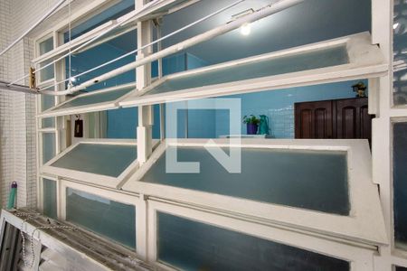Apartamento para alugar com 105m², 3 quartos e 1 vagaÁrea de Serviço