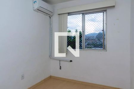 Apartamento à venda com 71m², 2 quartos e 1 vagaQuarto 2