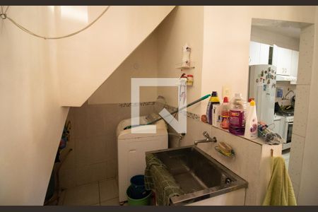 Casa à venda com 170m², 3 quartos e 2 vagas Casa à venda com 170m², 3 quartos e 2 vagasÁrea de Serviço