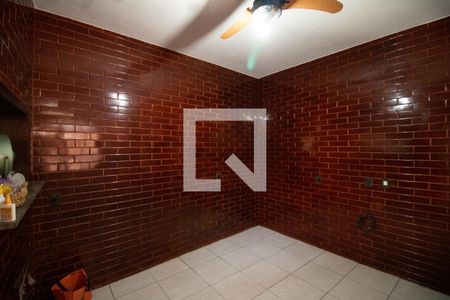 Casa à venda com 170m², 3 quartos e 2 vagas Casa à venda com 170m², 3 quartos e 2 vagasCopa