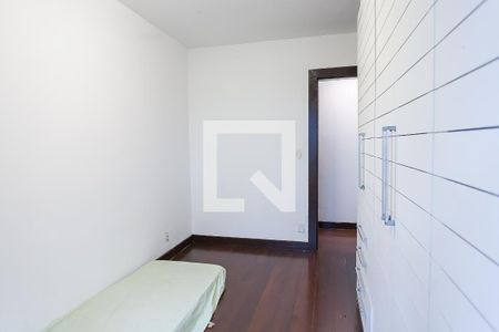 Casa de condomínio à venda com 432m², 4 quartos e 4 vagas Casa de condomínio à venda com 432m², 4 quartos e 4 vagasquarto 2