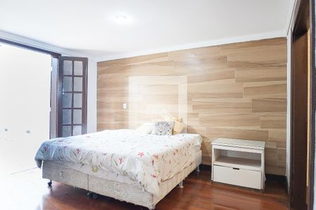 Casa de condomínio à venda com 432m², 4 quartos e 4 vagas Casa de condomínio à venda com 432m², 4 quartos e 4 vagassuite master