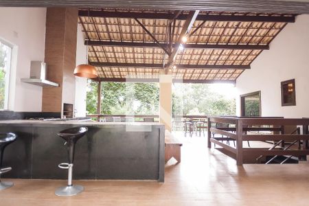 Casa de condomínio à venda com 432m², 4 quartos e 4 vagas Casa de condomínio à venda com 432m², 4 quartos e 4 vagasChurrasqueira