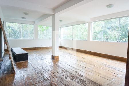 Casa de condomínio à venda com 432m², 4 quartos e 4 vagas Casa de condomínio à venda com 432m², 4 quartos e 4 vagaspiso inferior