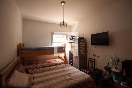 Casa à venda com 282m², 2 quartos e 6 vagas Casa à venda com 282m², 2 quartos e 6 vagasQuarto 2