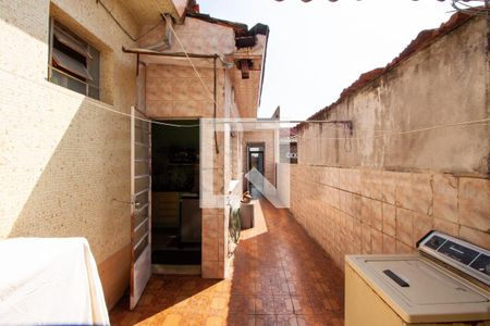 Casa à venda com 282m², 2 quartos e 6 vagas Casa à venda com 282m², 2 quartos e 6 vagasÁrea de Serviço