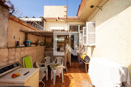 Casa à venda com 282m², 2 quartos e 6 vagas Casa à venda com 282m², 2 quartos e 6 vagasÁrea de Serviço