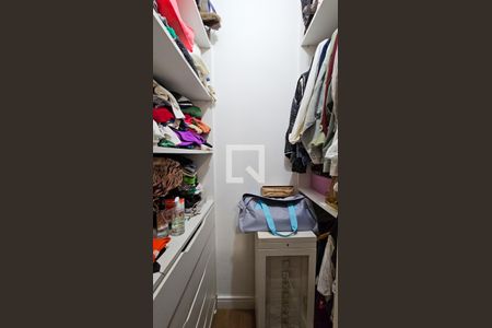 Apartamento à venda com 150m², 3 quartos e 2 vagasCloset